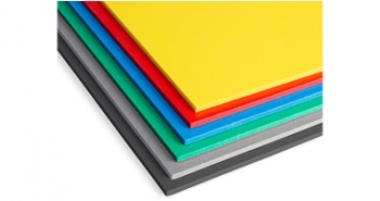 Lastre di PVC semi espanso in vari formati, spessori e colori.